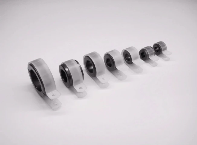 ナイロンクランプ付き二分割コア MTCNシリーズ(中帯域用)